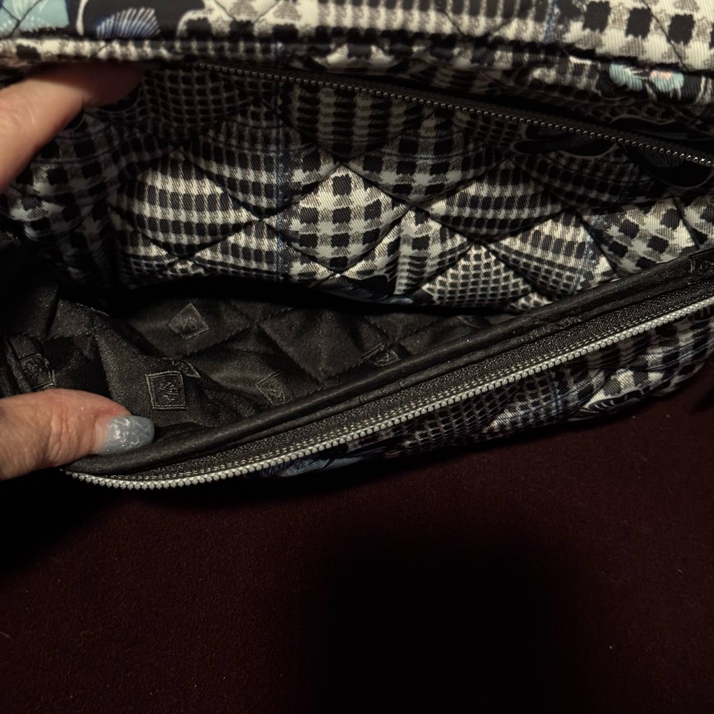Vera Bradley Large Lay Flat Cosmetic Makeup Organizer Bag. EUC - Picture 6 of 6
